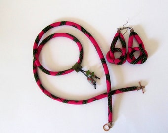 African fabric knotted earring  - Fuchsia and green fabric jewlry set