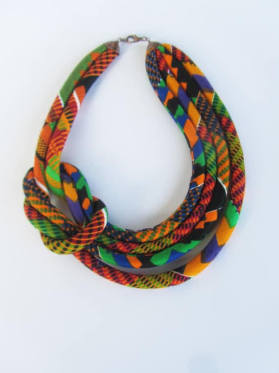 collana decolte' stoffa wax print arancione,giallo senape