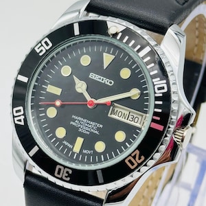 Vintage 1990&#39;s Seiko 5 Automatic Day-Date Stainless Steel Japanese Men&#39;s Wrist Watch Black Dial (Free Shipping)