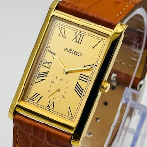 Vintage Seiko Tank Watch: Gold Plated, Leather Band, 22mm Lug