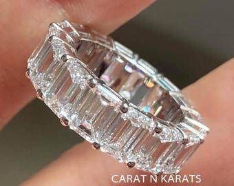 5.10TCW Anello nuziale con diamanti coltivati in laboratorio taglio smeraldo, anello mezza eternità taglio smeraldo, anello coordinato impilabile, regali di nozze, anello di anniversario