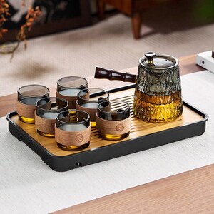 Glas-Teekanne-Set mit Infuser-Herd Sicheres Tee-Set Modernes handgefertigtes Tee-Servierset hitzebeständiges Glas-Teegeschirr Loseblatt-Teekanne Geschenk für sie