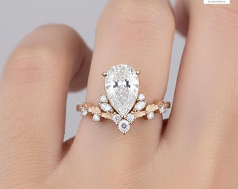 2 Carat Pear Cut Lab Grown Diamond Engagement Ring, Unique Cluster Leaf Crown Solitaire, Solid Gold Nature Inspired Ring, Christmas Gift