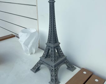 Torre Eiffel stampata in 3D: decorazione parigina, souvenir di viaggio