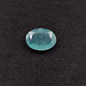 Gema de grandidierita natural / Piedra curativa verde rara, 7,64 quilates para la elaboración de joyas