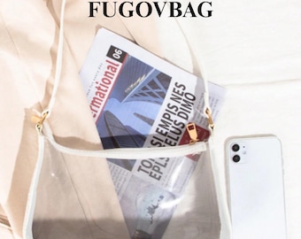 Transparent PVC Shoulder Bag: Stylish See-Through Tote for Concerts, Travel