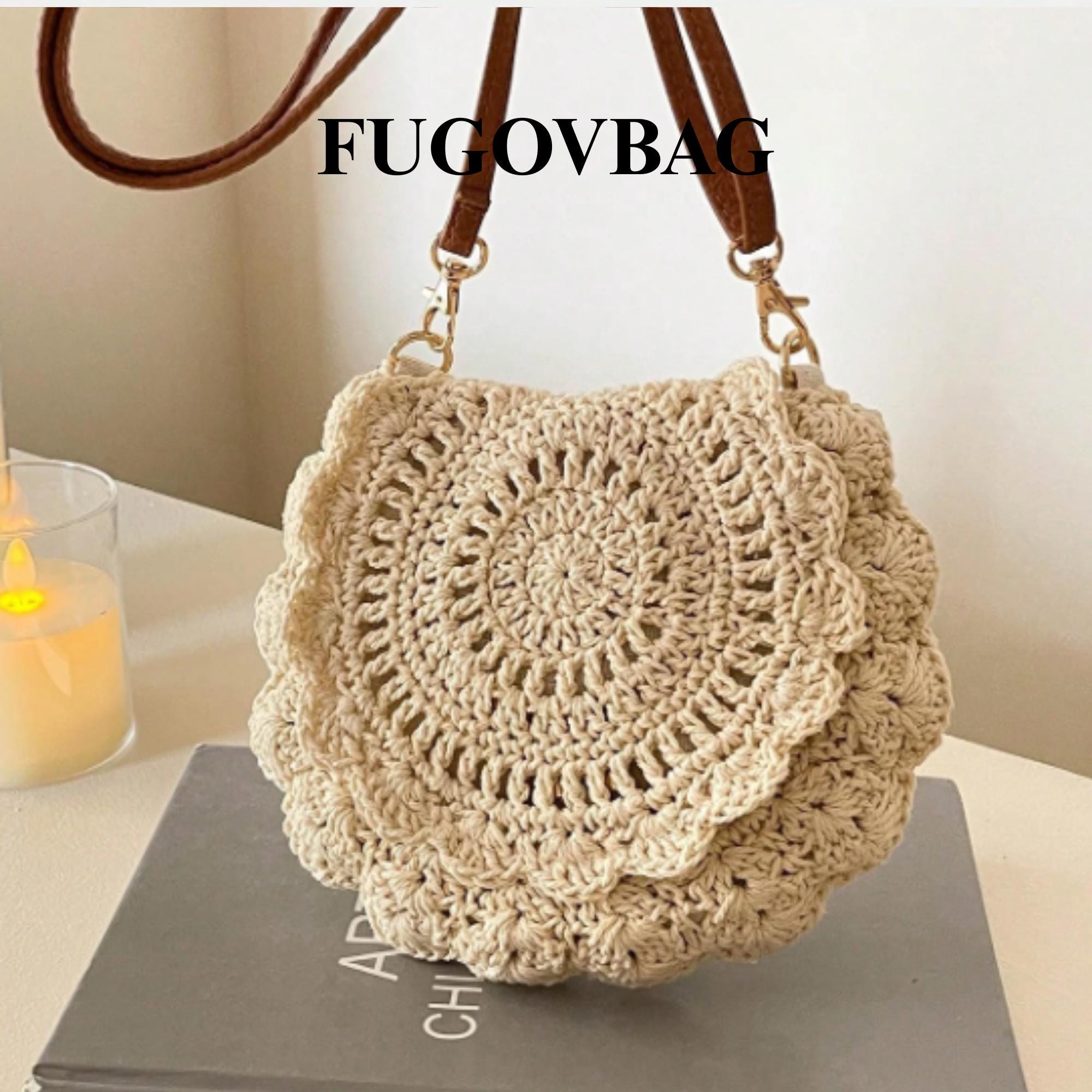 Cream Crochet Shoulder Bag With Scalloped Knitted Design and