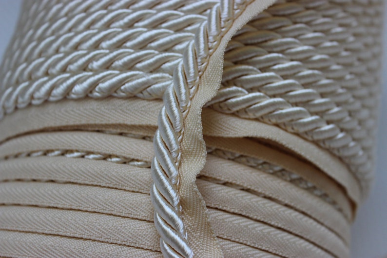 Large Lip Cord Ivory Twisted 38 10mm By The Yard 3-Ply Upholstery Weddings Sewing Quilting Crafts