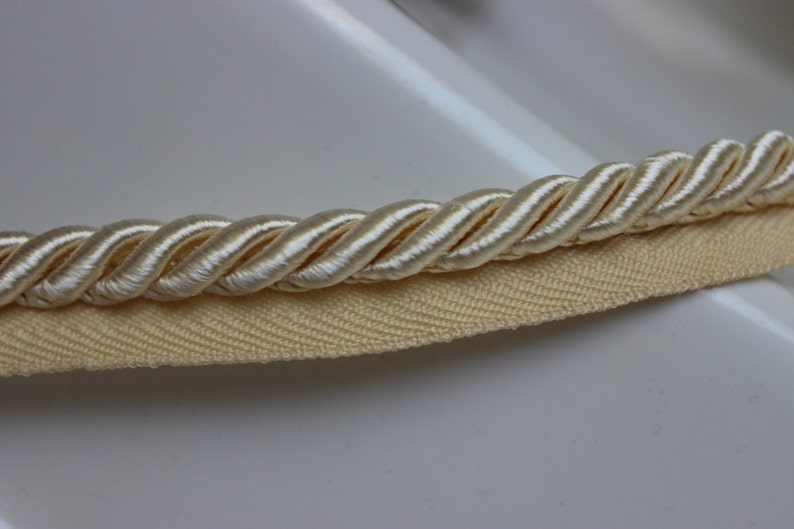 Large Lip Cord Ivory Twisted 38 10mm By The Yard 3-Ply Upholstery Weddings Sewing Quilting Crafts