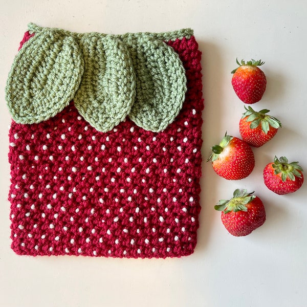 Strawberry book sleeve crochet- crochet book pouch.