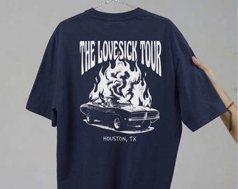 Camiseta gráfica de la gira Lovesick, coche clásico deportivo, ropa urbana de Houston, TX.