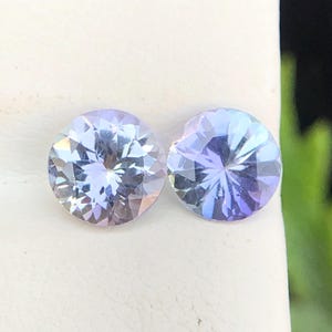 Naturliga Tanzanit Runda Ädelstenar: Flerfärgade Blå, Lila, Grön, Grå Zoisit (6 MM)