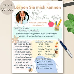 Könnte beinhalten: Ein farbenfrohes Schulplakat mit dem Text "Lernen Sie mich kennen" und "Hallo! Ich bin Frau Müller". Das Plakat enthält ein Foto einer Frau, einen Apfel, Bleistifte und ein Lineal. Es listet auch die Vorlieben des Lehrers auf.