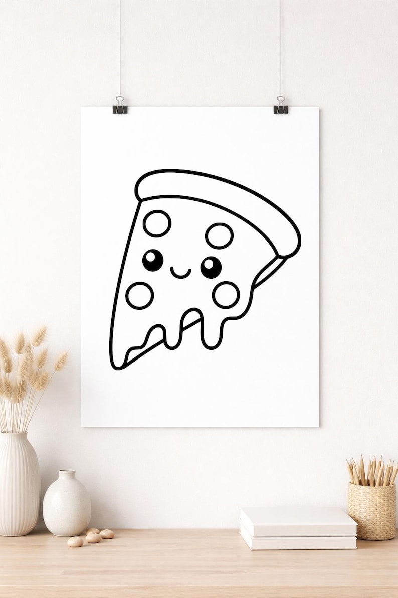 Puede incluir: Ilustraci&oacute;n en blanco y negro de una porci&oacute;n de pizza sonriente con pepperoni y queso derretido. La porci&oacute;n de pizza tiene una cara amigable con ojos grandes y una sonrisa curvada. La imagen est&aacute; impresa en papel blanco.