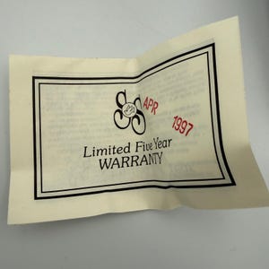 Carls Jr Armbanduhr Gold-Ton Schwarz Lederarmband Stern-Logo Analog Quarz Time Corp Bild 11