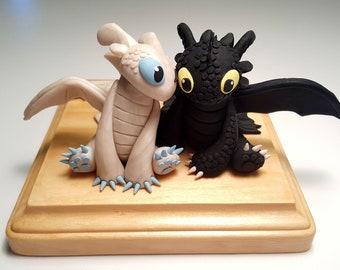 Toothless and his girlfriend "The Light Fury"