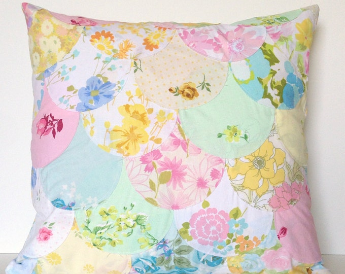 Vintage Linen Pillow Cover Using Vintage Sheets 18 Inches Etsy