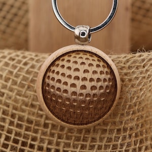 Chaveiro de bola de golfe de madeira nobre – Madeira gravada a laser dupla face com chaveiro de aço inoxidável, presente para golfista com bolsa de presente opcional