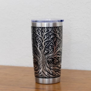 20 Unzen keltischer Baum Edelstahlbecher - Laser graviertes keltisches Design - Yeti oder Ohne Marke