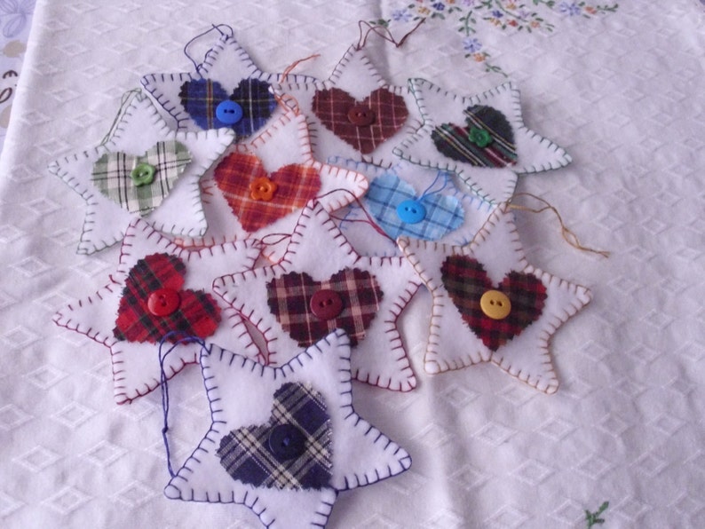 Felt Tree Ornaments Set of 10 Package Tags With Homespun Fabric Trim Hand Stitched Garland Gift Tags Small Gifts