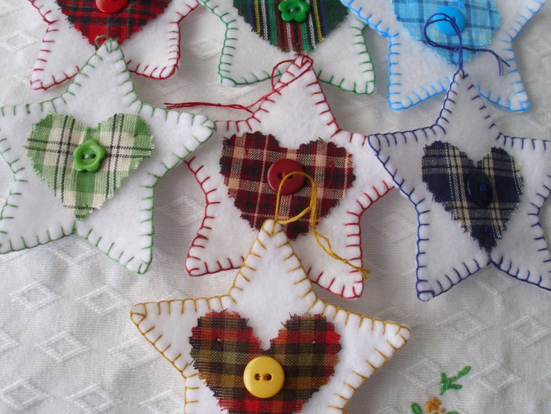 Felt Tree Ornaments Set of 10 Package Tags With Homespun Fabric Trim Hand Stitched Garland Gift Tags Small Gifts