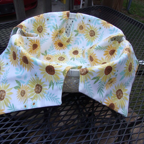 Breadbasket Liner White with Sunflowers and Blue Green Leaves Autumn Decor 17 Inches