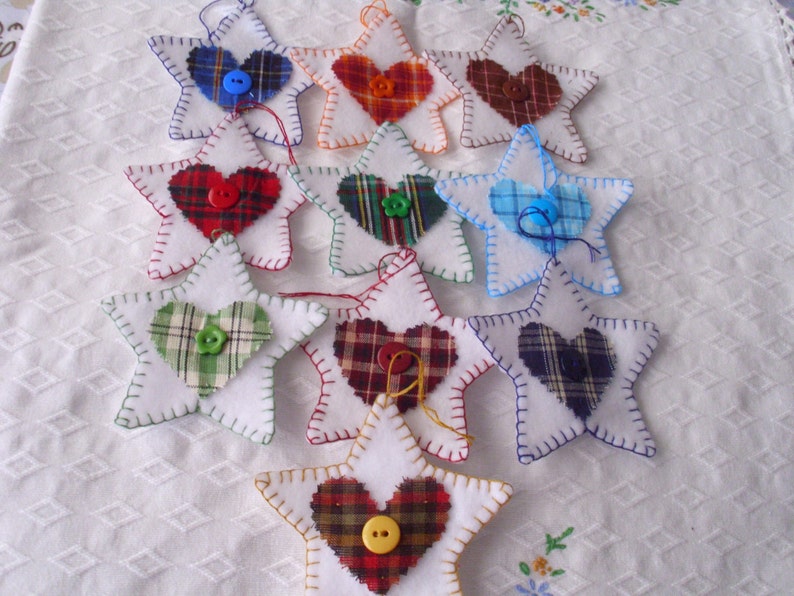 Felt Tree Ornaments Set of 10 Package Tags With Homespun Fabric Trim Hand Stitched Garland Gift Tags Small Gifts