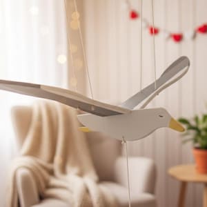 Wooden Herring Gull Mobile – Handcrafted Baltic Seabird with Moving Wings | Nautical Gift & Coastal Home Decor