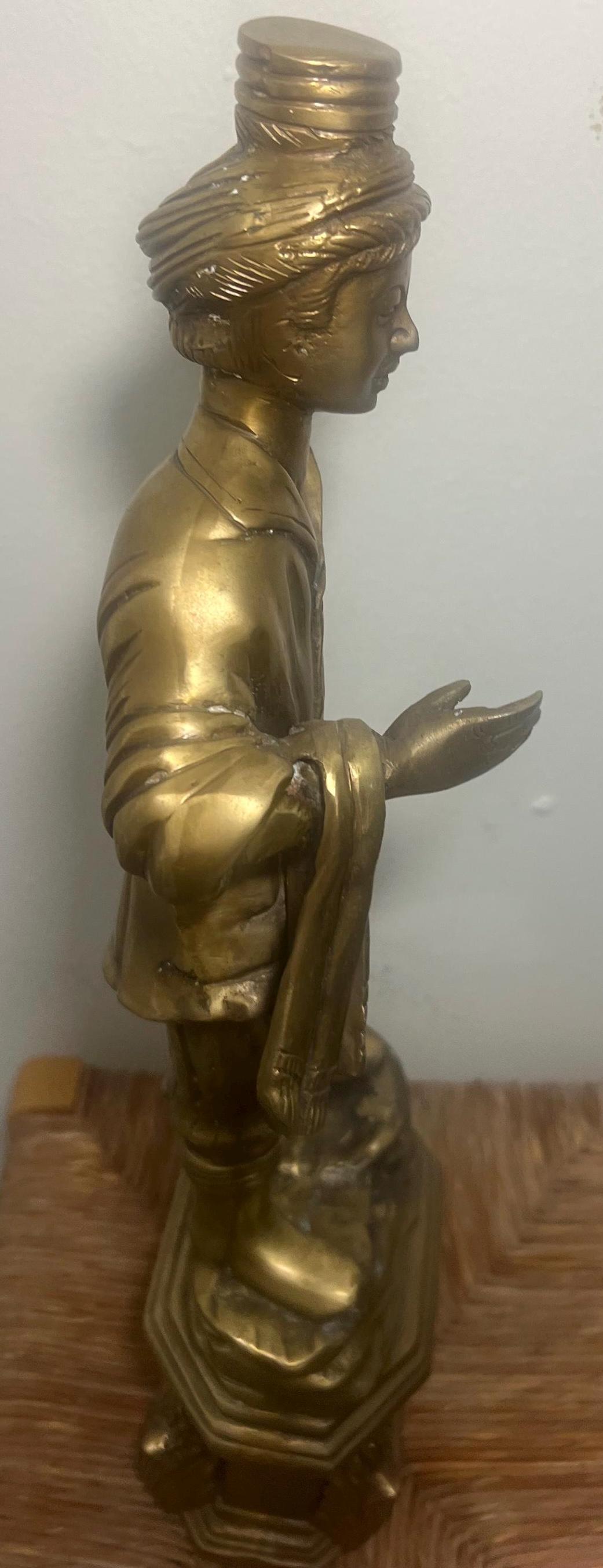 ヴィンテージの漆塗り真鍮製女性像、インド、21インチ - Etsy 日本