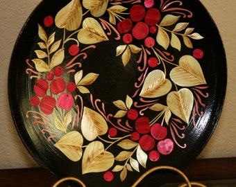 Red Berries Decorative Bamboo Plate Original Straw Art