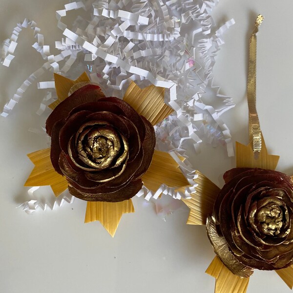 Set of Handmade Christmas Décor Deodar Cedar Rose Cones Decorated with Straw Art Christmas Tree Ornaments