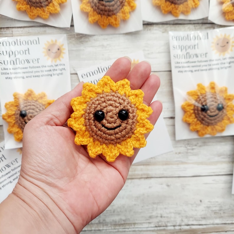 pocket hug sunflower