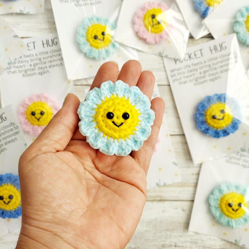 Daisy Pocket Hug, Crochet Flower Comfort Gift With Card, Handmade ...
