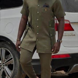 Traditionelle Herrenkleidung, afrikanische Herrenbekleidung, afrikanische Herrenbekleidung, afrikanischer Hochzeitsanzug, Groomsmen-Anzug, Bräutigamanzug, Herren-Senator-Anzug