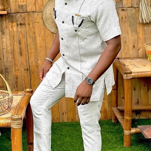 Traditionelle Herrenkleidung, afrikanische Herrenbekleidung, afrikanische Herrenbekleidung, afrikanischer Hochzeitsanzug, Groomsmen-Anzug, Bräutigamanzug, Herren-Senator-Anzug