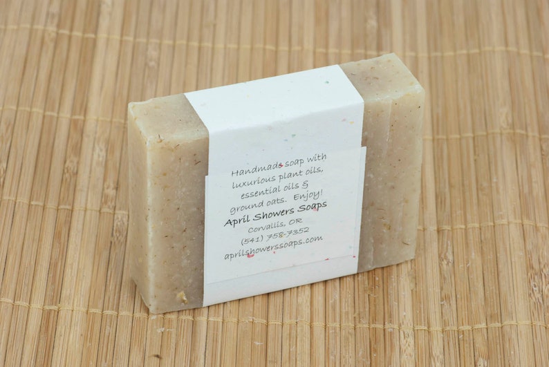 Oatmeal Lavender Essential Oil 1 Soap Bar, 4 Ounces image 4