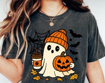 Halloween-spook png, schattig spook-Halloween, schattig herfst-png, herfstspook met koffie en pompoen png, spookachtig seizoen, instant download