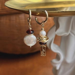 Baroque Pearl earrings,Pearl asymmetric Earrings,Dangle Earrings,Pearl drop earrings,Bridal Earrings, Anniversary Gift,Bridesmaid Gift