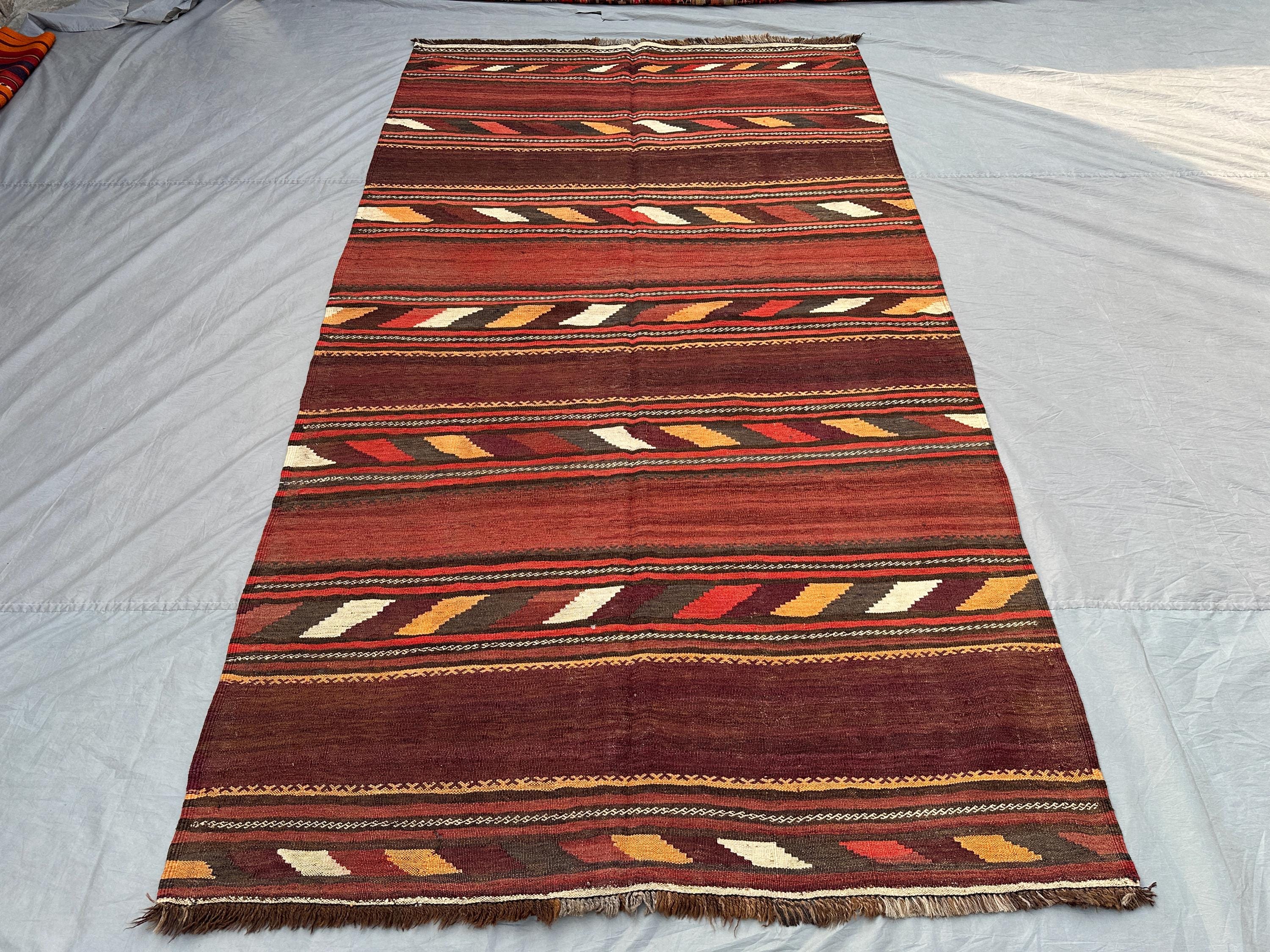 5x9 Vintage Afghan Kilim Rug, Handmade Flat Weave Wool Rug Red