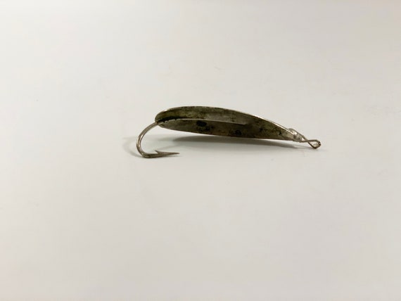 Vintage Johnson's Silver Minnow Spoon Fishing Lure 76 Patent 8-28-28  Classic Fishing, Vintage Lure Collecting, Altered Art -  Israel