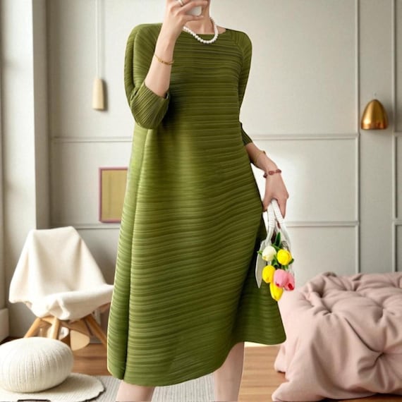 Textured Midi Dress, Loose Fit With Puff Half Sleeves & Boat Neck, Special  Occasion, Solid Color Flowy A-line Style, Gift for Her - Etsy Israel