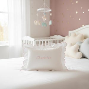 Taie d'oreiller bébé avec prénom personnalisé : Taie d'oreiller douce pour enfant, cadeau personnalisé déco pour chambre de bébé