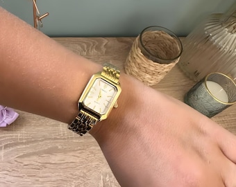 Old Money Vintage Inspired Women Gold Color Casual Simple Minimalistic Watch | Dainty Watch | Gift for her
