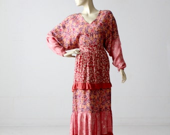 1970s pink floral dress