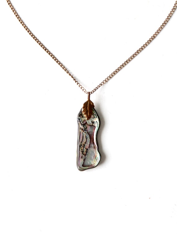 vintage abalone shell pendant necklace