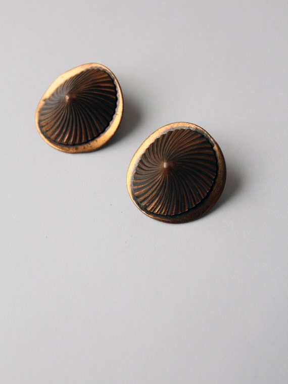 1940s copper earrings, vintage clip ons Gem