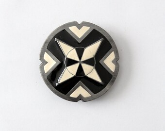 vintage southwestern buckle, round enamel plate buckle