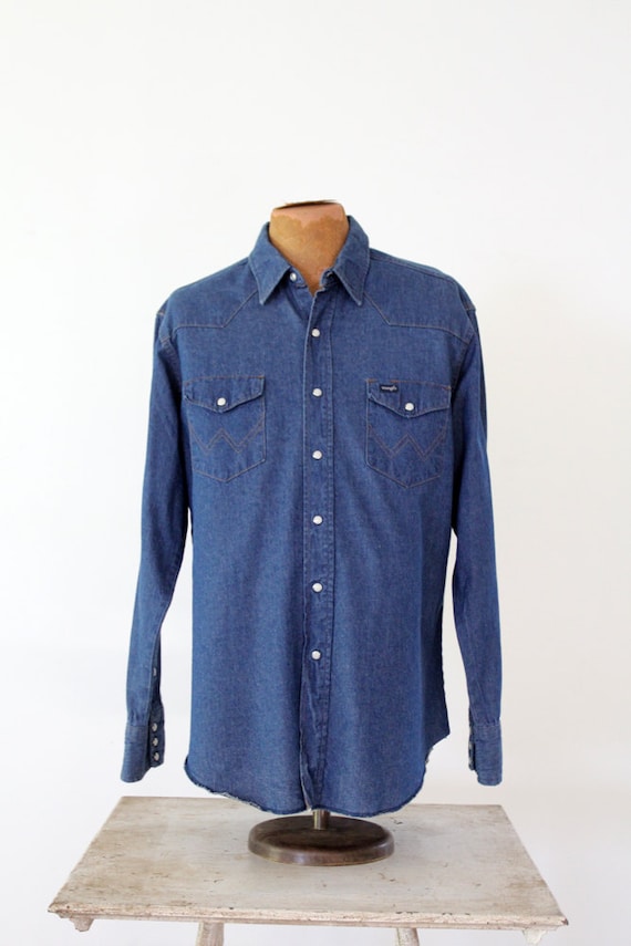 Wrangler denim shirt, vintage men's large snap fro