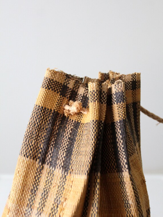 vintage woven drawstring backpack - image 9