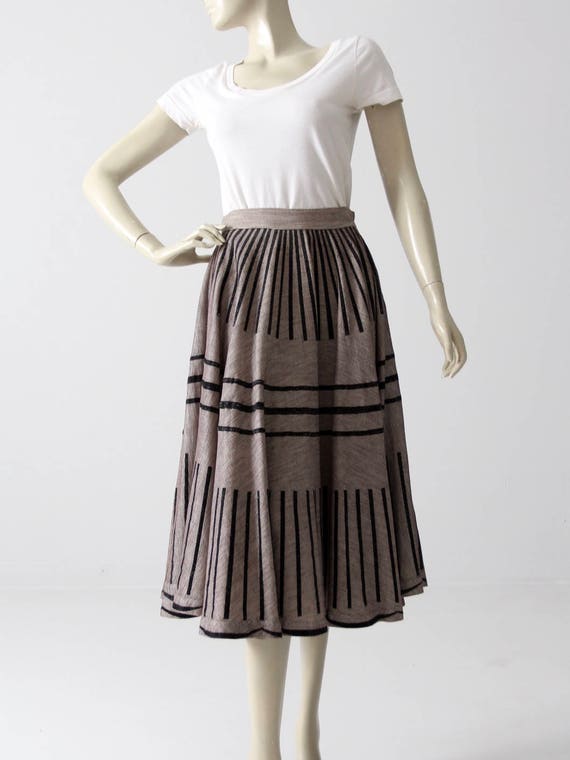 vintage 50s circle skirt, gray skirt with black fl